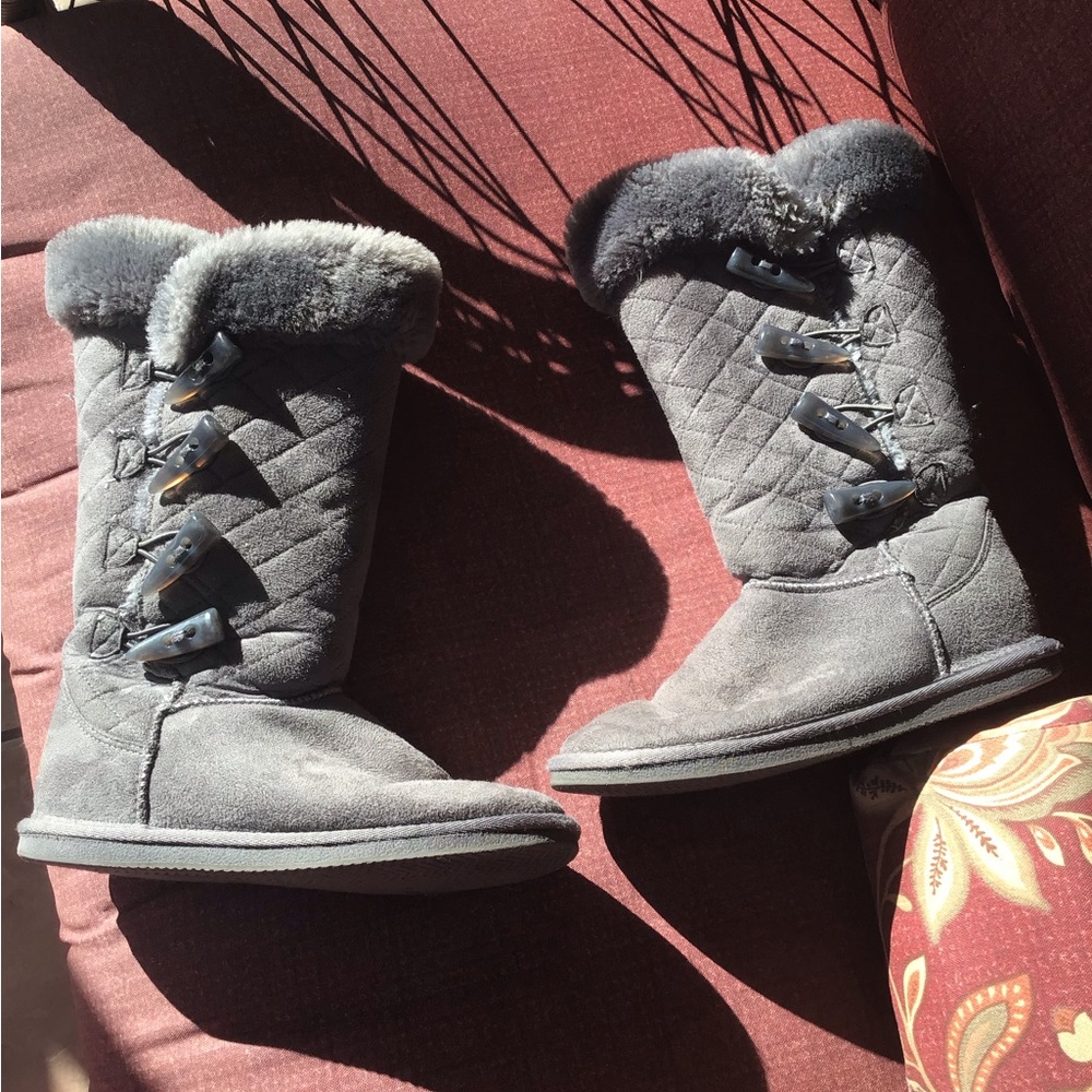 Womens Apres By Lamo Snow Boots Size 7 Apres by Lamo Faux Suede gray Fur Lined